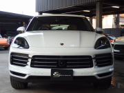 ポルシェ&nbsp;カイエン&nbsp;2019yモデル　正規ディーラー車　右ハンドル&nbsp;中古車