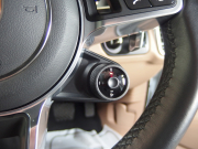 ポルシェ&nbsp;カイエン&nbsp;2019yモデル　正規ディーラー車　右ハンドル&nbsp;中古車