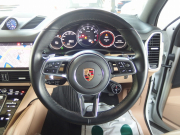 ポルシェ&nbsp;カイエン&nbsp;2019yモデル　正規ディーラー車　右ハンドル&nbsp;中古車