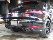 ポルシェ&nbsp;マカン&nbsp;ターボ　2016yモデル　正規ディーラー車　右ハンドル　EUR-GTエアロ　ES22インチアルミホイール　ESローダウンサス&nbsp;中古車