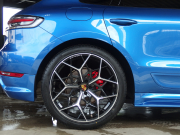 ポルシェ&nbsp;マカン&nbsp;S　PDK 　正規ディーラー車　右ハンドル　EUR-GTエアロキット　ES22インチアルミホイール　ESダウンサス&nbsp;中古車
