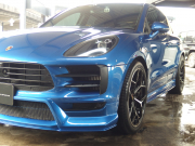 ポルシェ&nbsp;マカン&nbsp;S　PDK 　正規ディーラー車　右ハンドル　EUR-GTエアロキット　ES22インチアルミホイール　ESダウンサス&nbsp;中古車