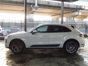 ポルシェ&nbsp;マカン&nbsp;S　正規ディーラー車　右ハンドル&nbsp;中古車