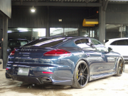 ポルシェ&nbsp;パナメーラ&nbsp;正規ディーラー車　右ハンドル　PDK　EUR-GTエアロ　ES22インチアルミホイール　ESダウンサス　&nbsp;中古車