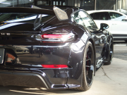 ポルシェ&nbsp;718 ケイマン&nbsp;6MT　正規ディーラー車　右ハンドル　EUR-GTRワイドボディ&nbsp;中古車