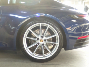ポルシェ&nbsp;911(Type992)&nbsp;カレラ4　PDK　スポーツクロノ　レザーインテリア　シートヒーター&nbsp;中古車