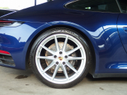 ポルシェ&nbsp;911(Type992)&nbsp;カレラ4　PDK　スポーツクロノ　レザーインテリア　シートヒーター&nbsp;中古車