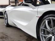 マクラーレン&nbsp;720S&nbsp;スパイダー　正規ディーラー車　左ハンドル　フロントリフトシステム&nbsp;中古車