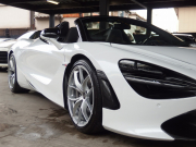 マクラーレン&nbsp;720S&nbsp;スパイダー　正規ディーラー車　左ハンドル　フロントリフトシステム&nbsp;中古車