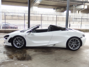 マクラーレン&nbsp;720S&nbsp;スパイダー　正規ディーラー車　左ハンドル　フロントリフトシステム&nbsp;中古車